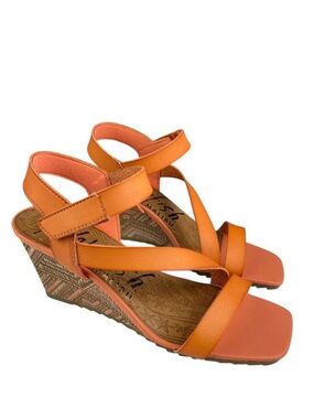 Blowfish Malibu Women's Wedge Sandals Size 9 Orange Strappy Open Toe Ankle Strap